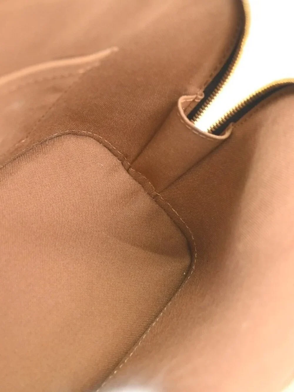 Louis Vuitton Monogram Alma BB Monogram Handbag M53152